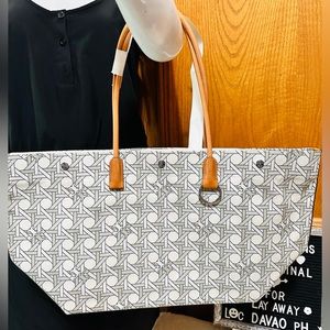 Tory Burch Logo Basketweave Tote -New Ivory